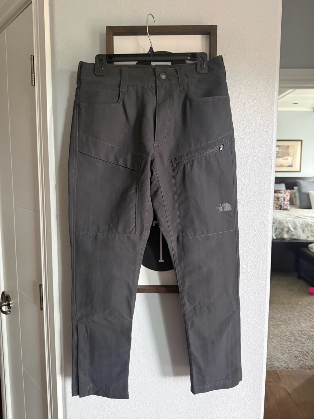 The North Face Men’s Charcoal Gray Cargo Pants
